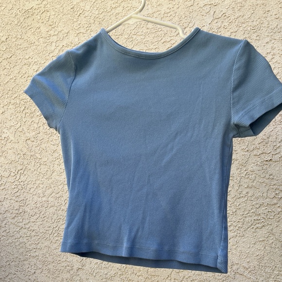 H&M Tops - Light blue crop top